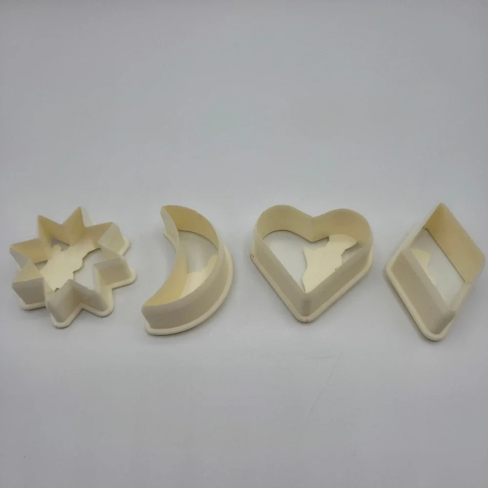 Vintage 70's Pillsbury Doughboy Cookie Cutters give away Star Moon Heart Diamond